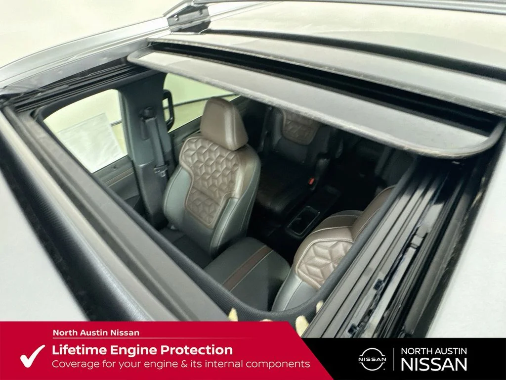 New 2026 Gray Nissan Platinum image 27