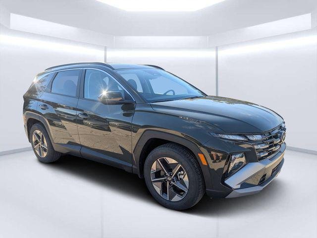 New 2026 Green Hyundai SEL FWD image 1