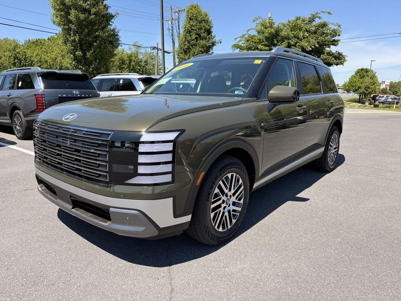 New 2026 Titan Charcoal Pearl Hyundai SEL AWD image 7