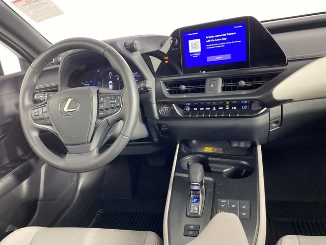 Used 2025 Black Lexus 300h F SPORT Design image 14