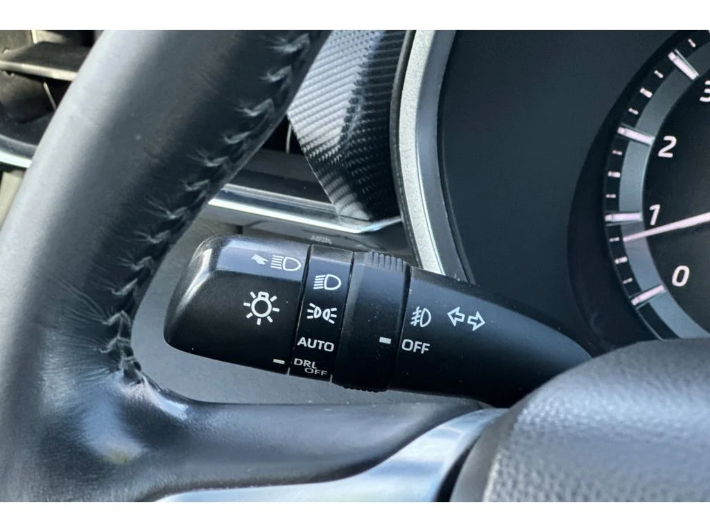Used 2021 Ruby Flare Pearl Toyota XSE image 39