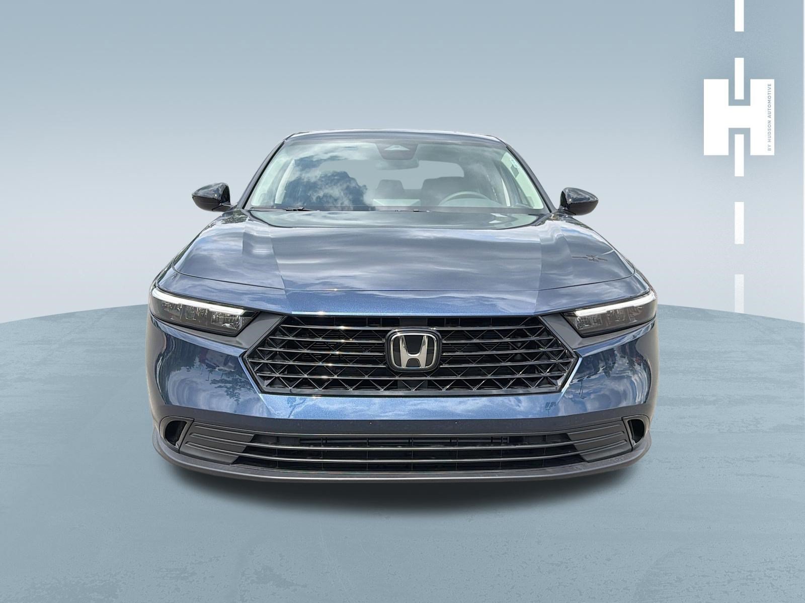 Used 2023 Gray Honda LX image 3