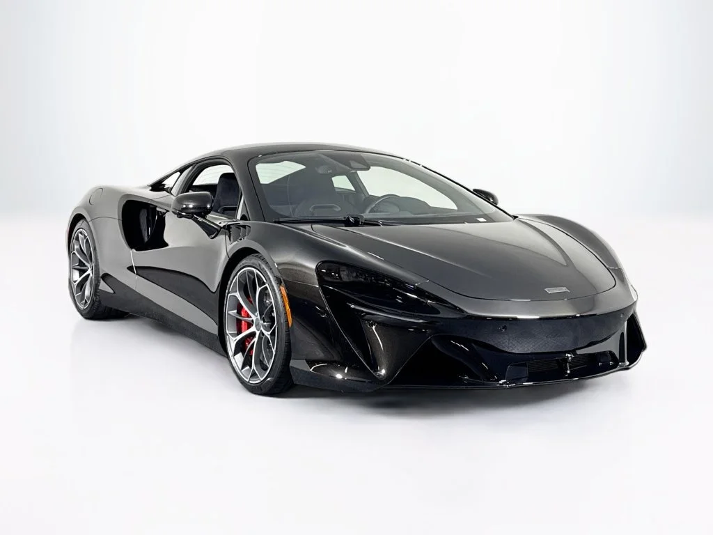 New 2026 Onyx Black McLaren  image 7