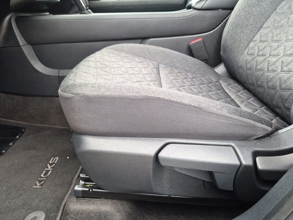 Used 2025 Black Nissan SV image 19