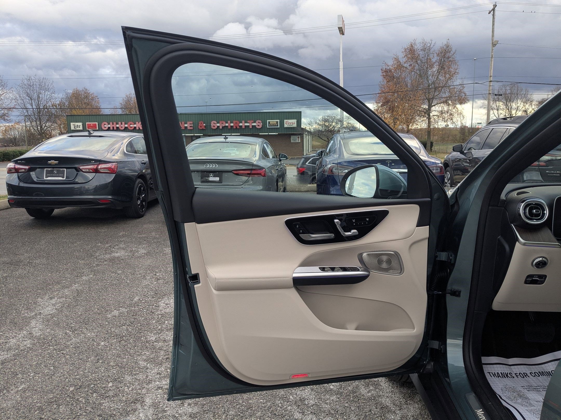New 2026 Verde Silver Metallic Mercedes-Benz GLC 300 image 46