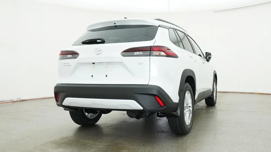 New 2026 Wind Chill Pearl Toyota LE image 21