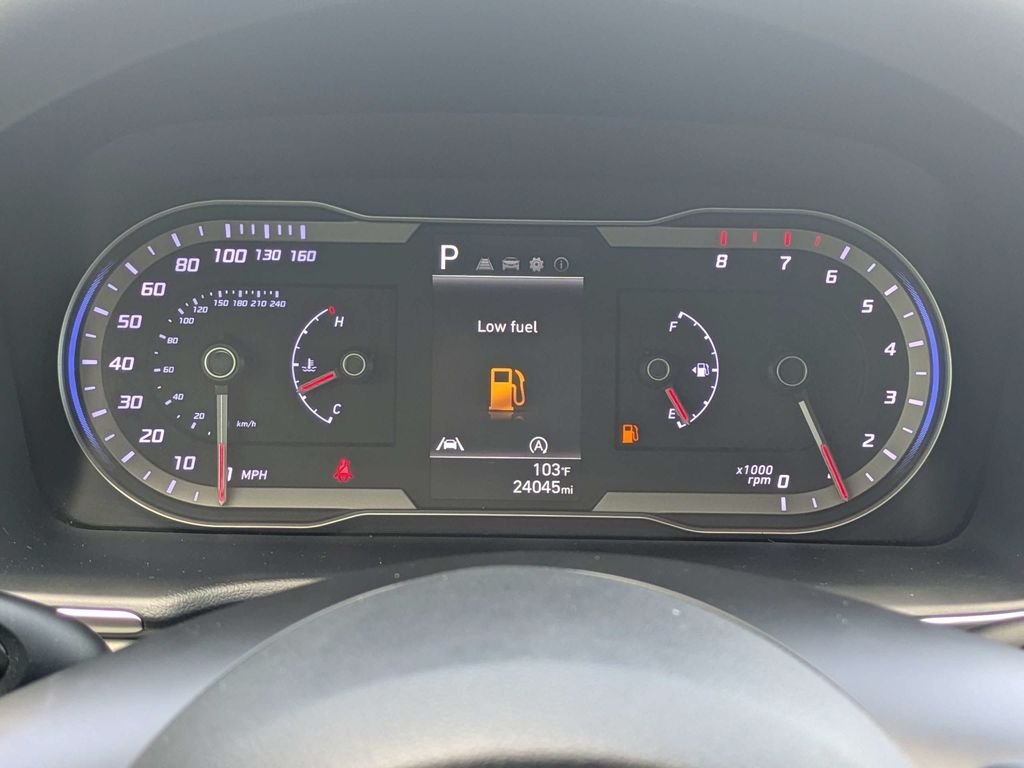 Used 2024 Black Hyundai SEL image 31