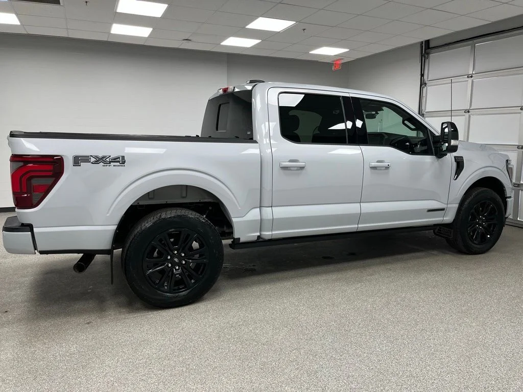 Used 2025 Gray Ford Platinum image 11
