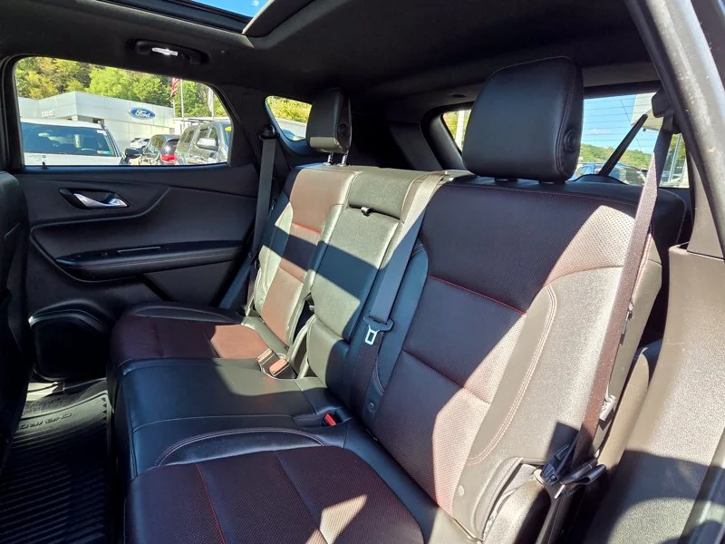 Used 2021 Black Chevrolet RS image 22