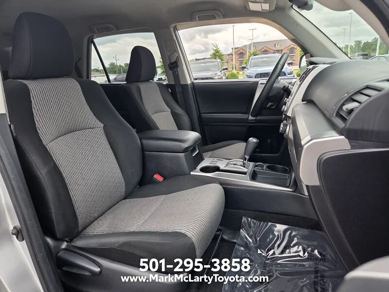 Used 2020 Classic Silver Metallic TOYOTA SR5 2WD image 16