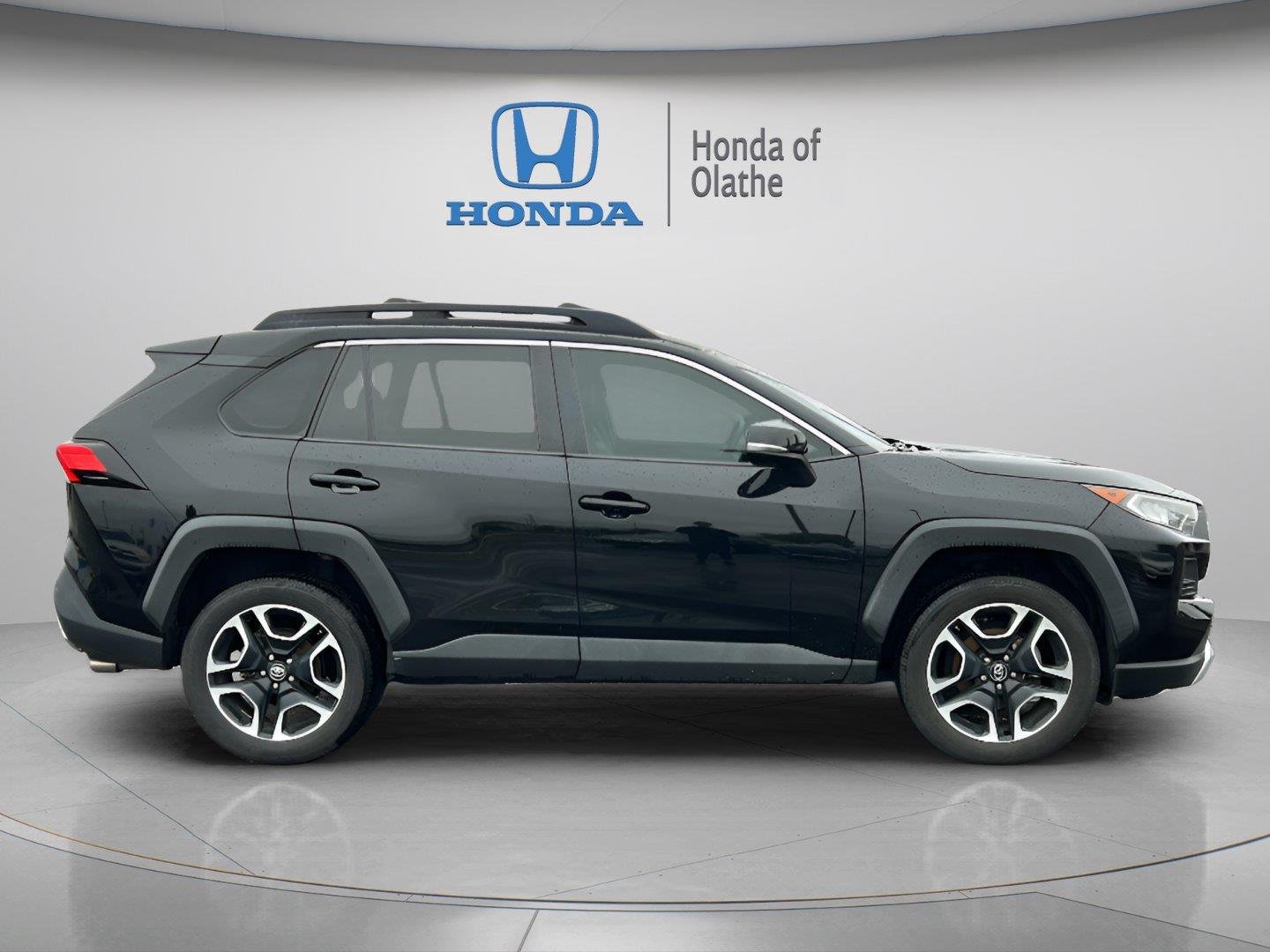 Used 2019 Toyota RAV4 Adventure with VIN 2T3J1RFV4KC051915 for sale in Kansas City