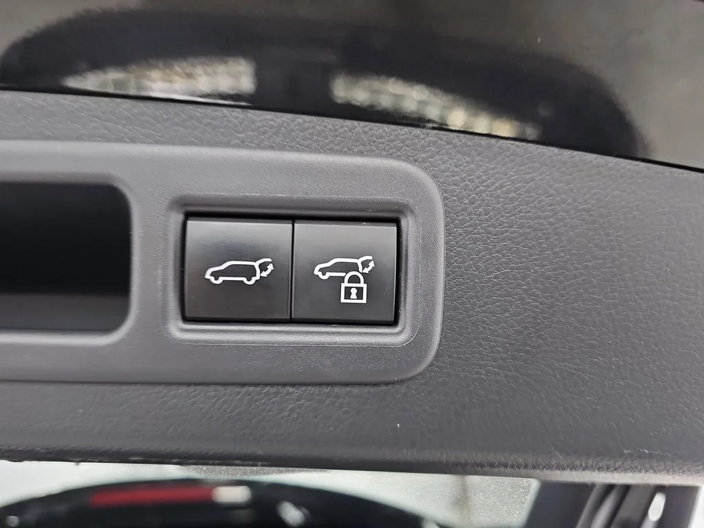 2024 Lexus RX PHEV 450h+ - Photo 12