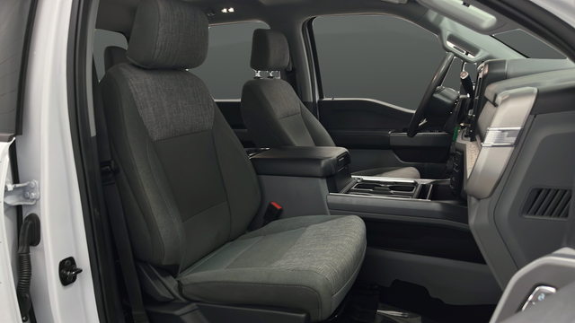 Used 2024 Oxford White Ford XLT image 22