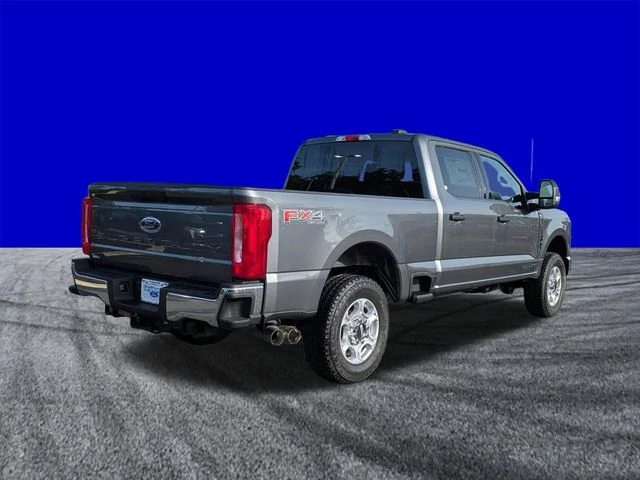 New 2026 Carbonized Gray Metallic Ford F-250® XLT image 4