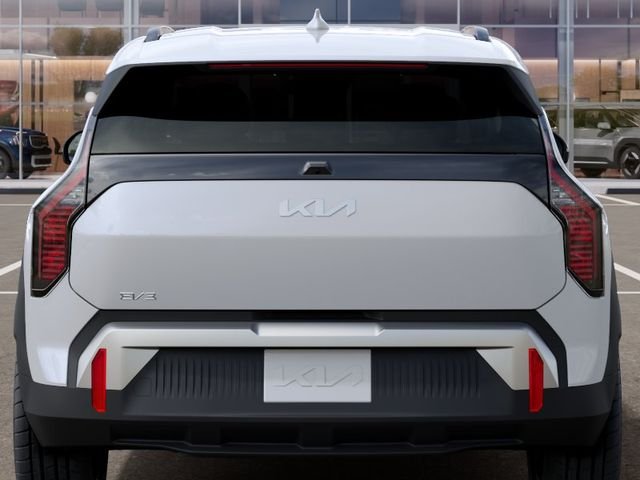 New 2027 Snow White Pearl Kia Wind image 13