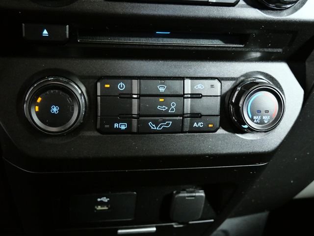 Used 2018  Ford XLT image 24