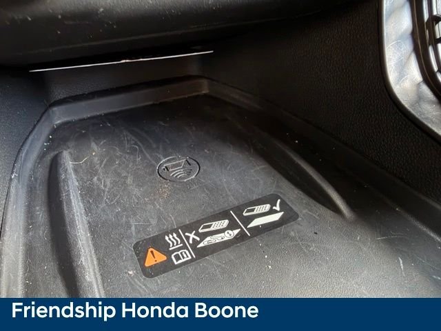 Used 2025 Blue Chevrolet ACTIV image 27