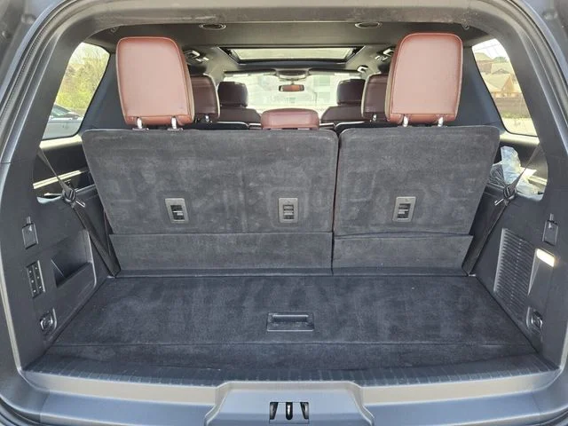 Used 2022 Black Ford Limited image 16