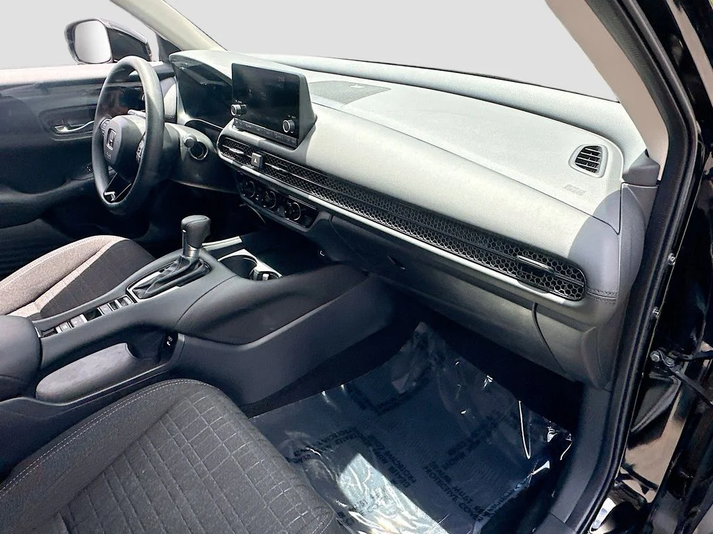 Used 2025  Honda LX image 26