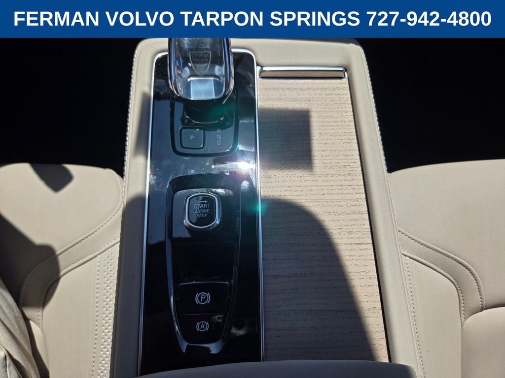 New 2026 Vapour Grey Volvo Plus image 29
