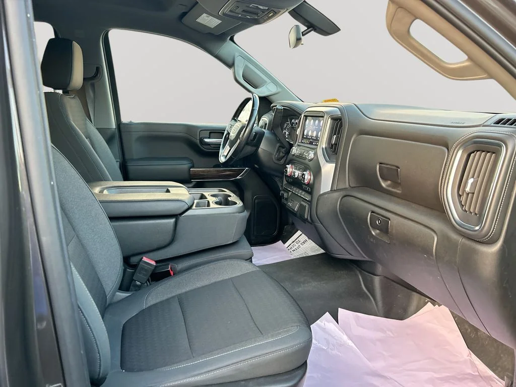 Used 2019 Gray GMC SLE image 27