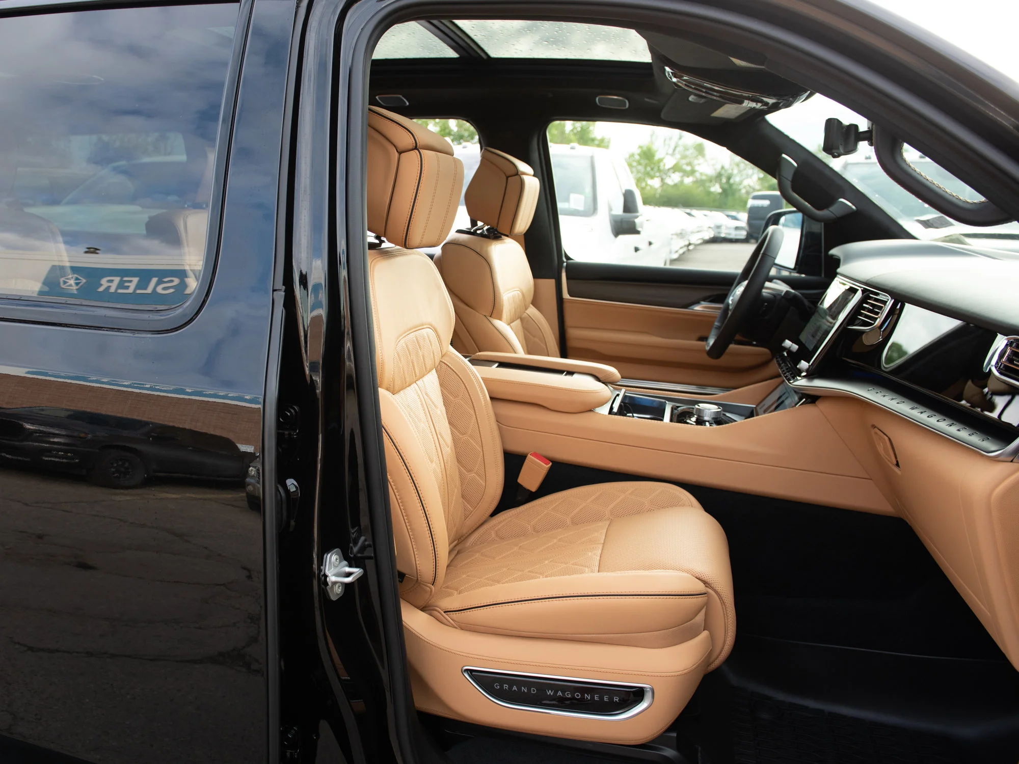 Used 2026 Black Jeep Summit Reserve* image 32