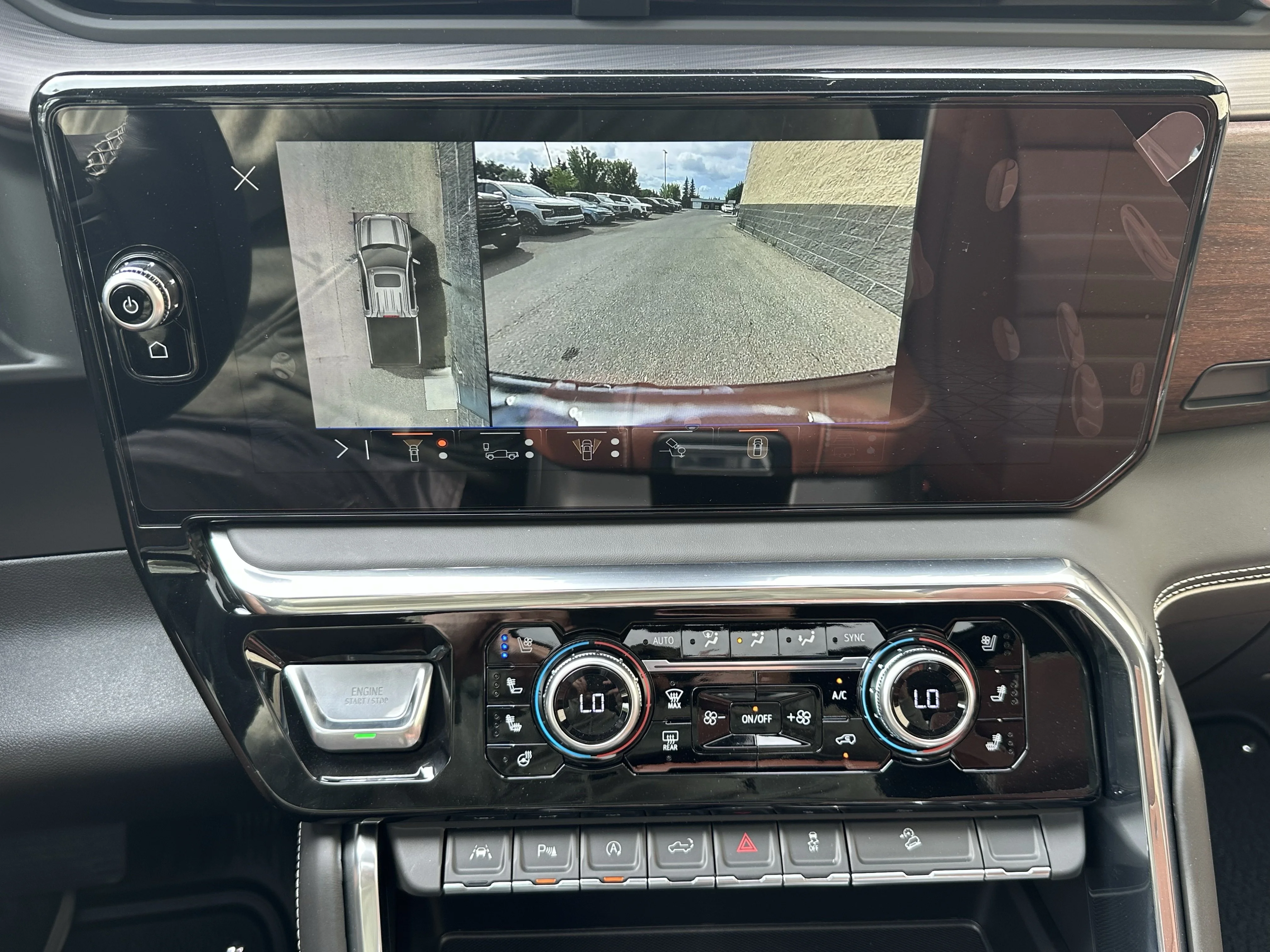 New 2026 Glacier White Tricoat GMC Denali Ultimate image 16