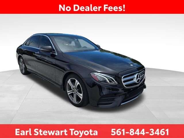 Used 2018  Mercedes-Benz E 300 image 2