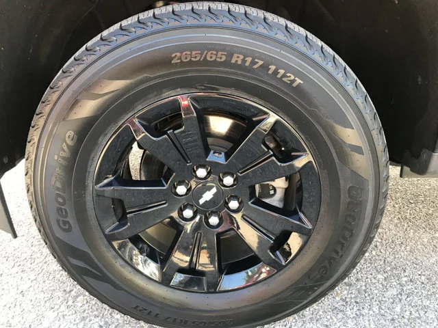 Used 2022 Black Chevrolet 4WD Z71 image 11