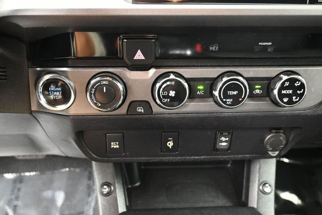Used 2017 Silver Toyota TRD Off-Road image 31