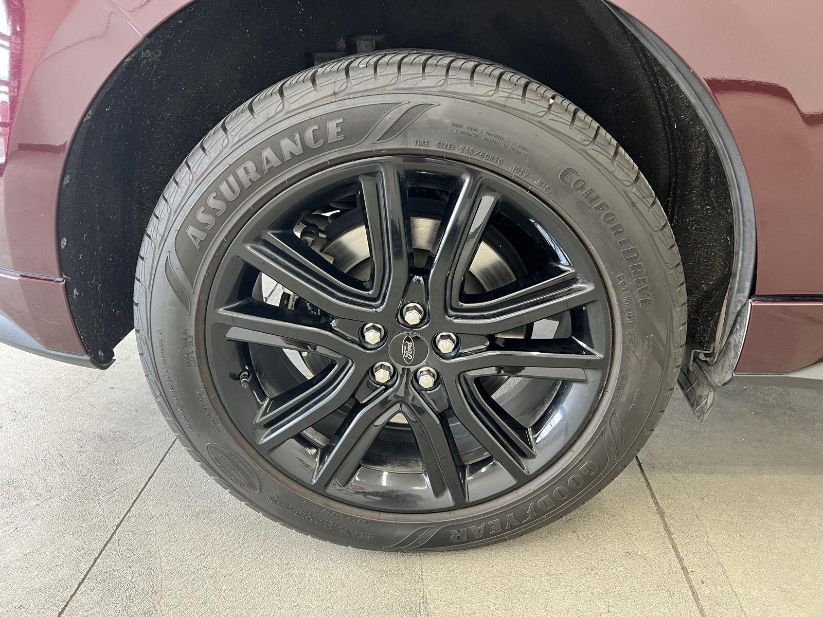 2021 Ford Edge ST-Line - Photo 9