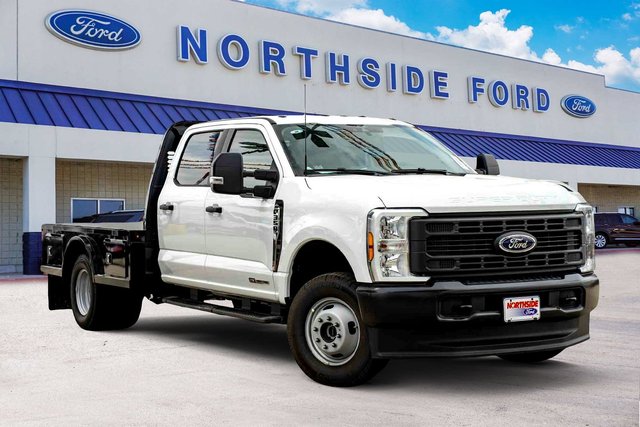 New 2026 Ford Super Duty F-350 DRW XL 4WD Crew Cab 179 WB 60 CA