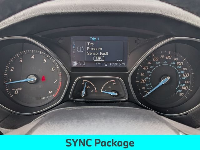 Used 2012 Black Ford SE image 17