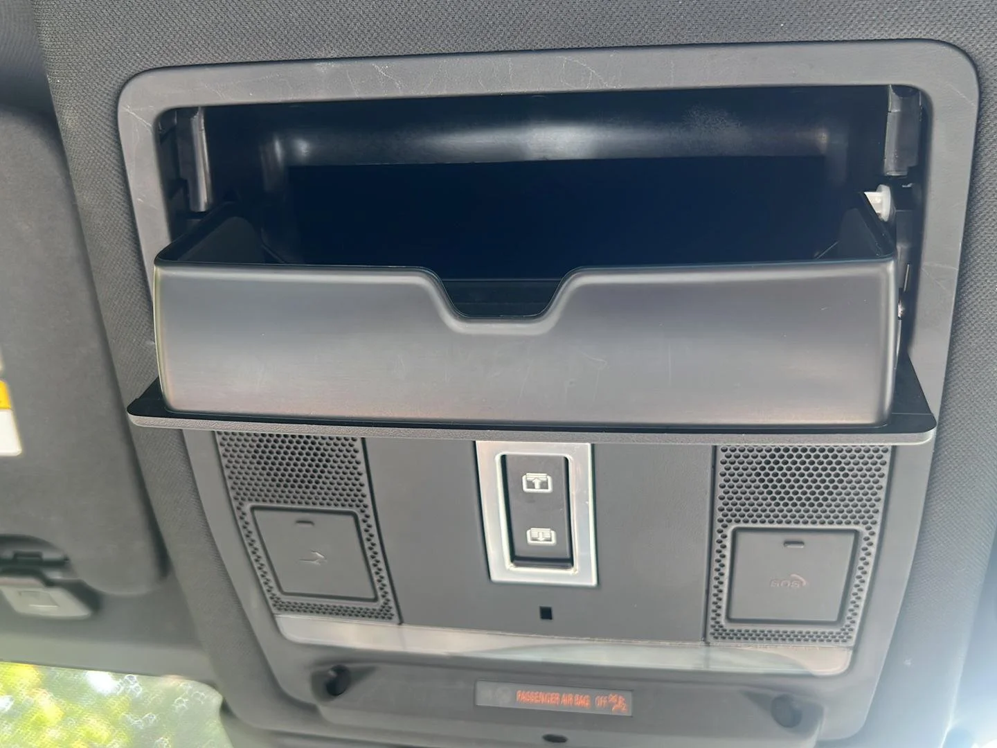 Used 2022 Portofino Blue Metallic Land Rover S R-Dynamic image 21