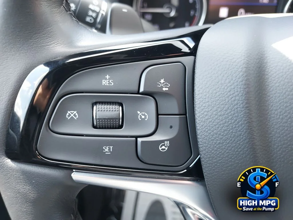 Used 2023 Gray Buick Essence image 23