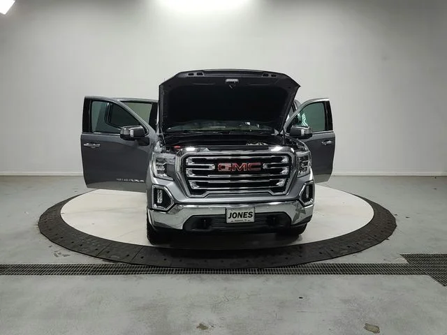 Used 2019 Gray GMC SLT image 10