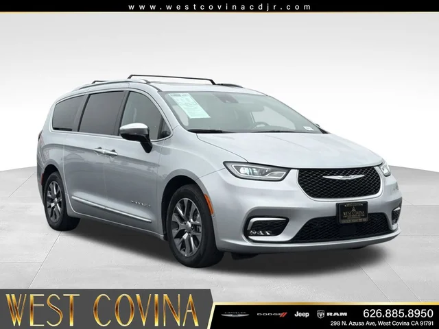 2023 Chrysler Pacifica Hybrid Pinnacle