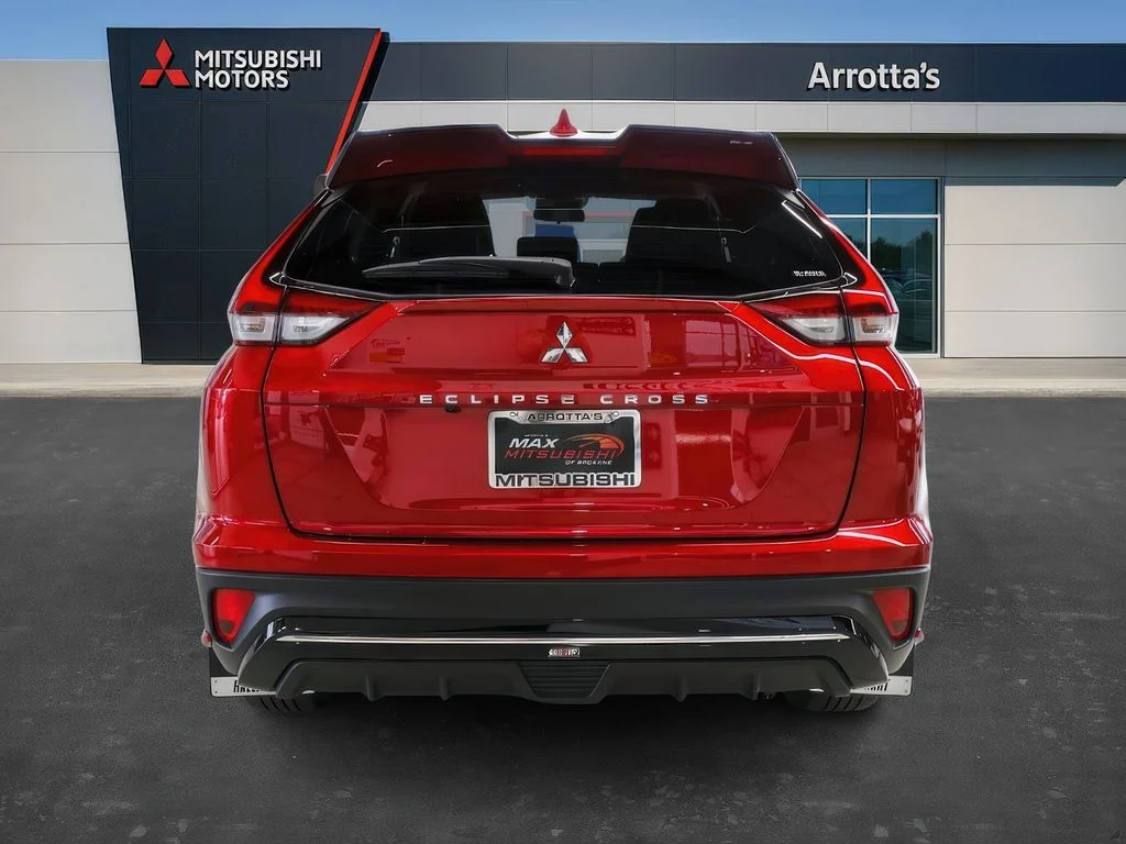 New 2026 Red Diamond Mitsubishi LE image 6