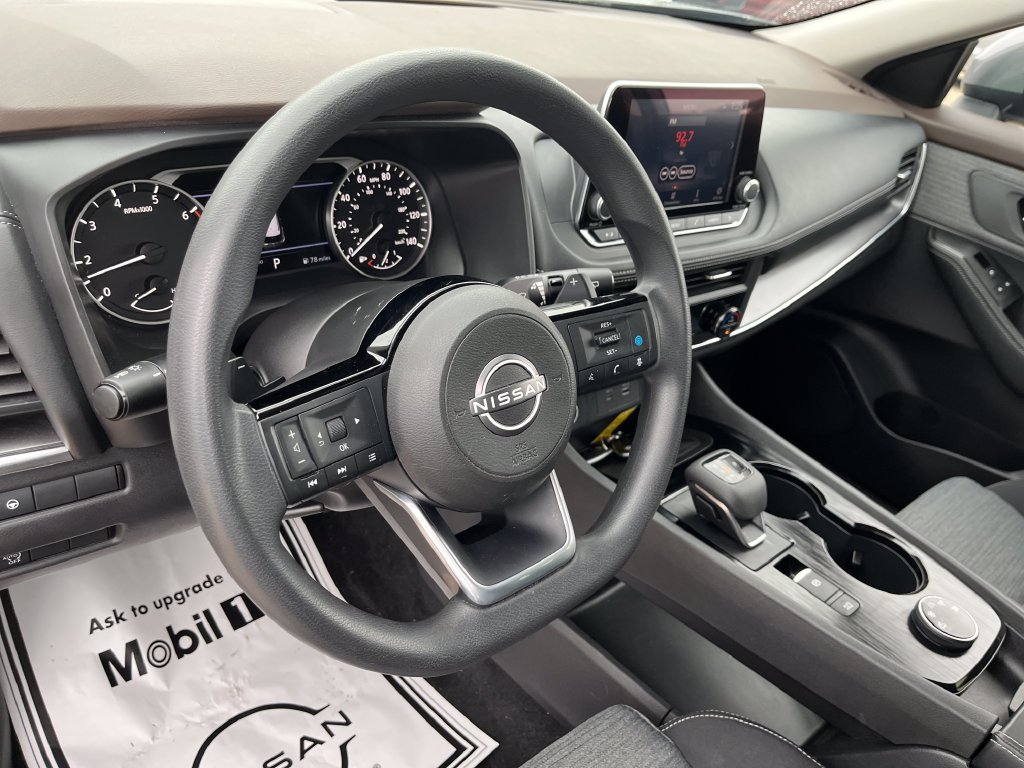 Used 2023 Gray Nissan SV image 14