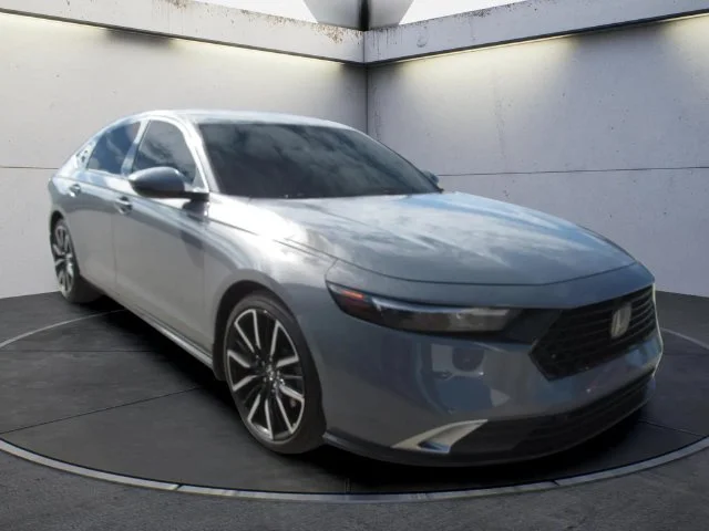 Certified Used 2024 Urban Gray Pearl Honda Touring image 2