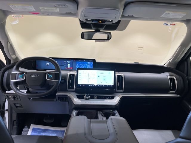 Used 2025 White Ford Active image 20