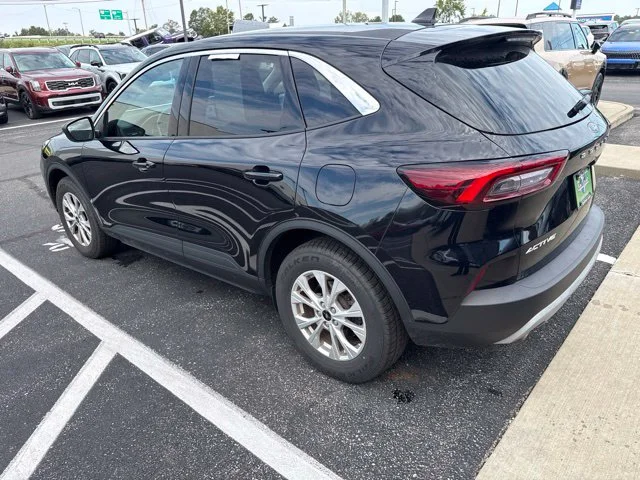 Used 2023 Black Ford Active image 10