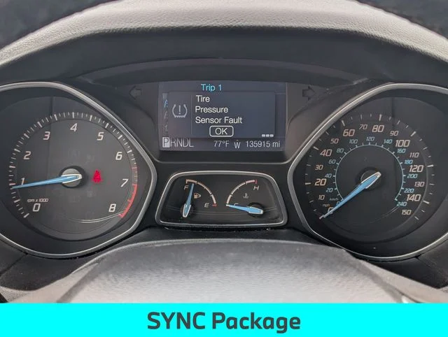 Used 2012 Black Ford SE image 17