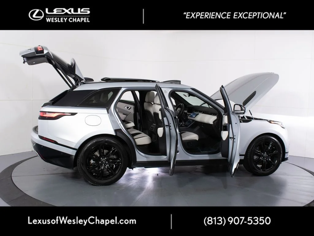 Used 2021 Silver Land Rover R-Dynamic S image 11