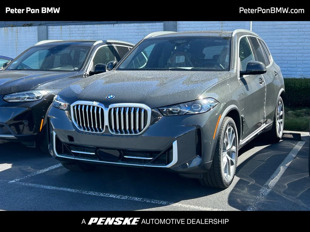 2026 BMW X5 xDrive50e's photo