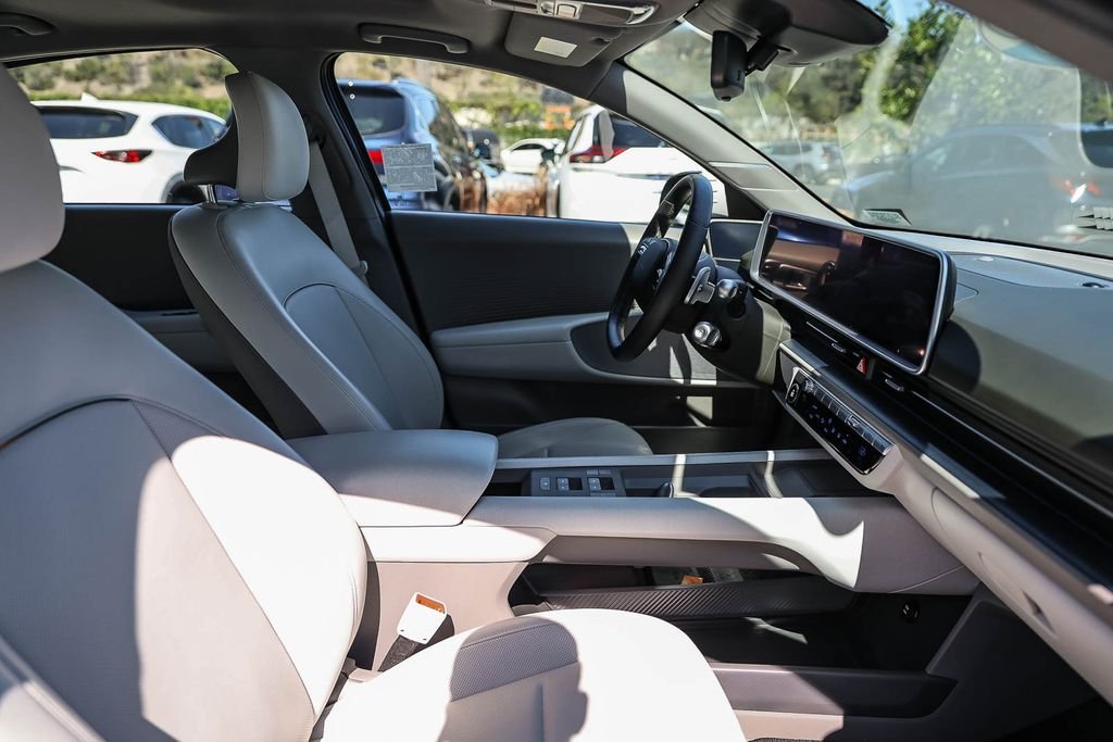 2024 Hyundai IONIQ 6 Limited - Photo 17