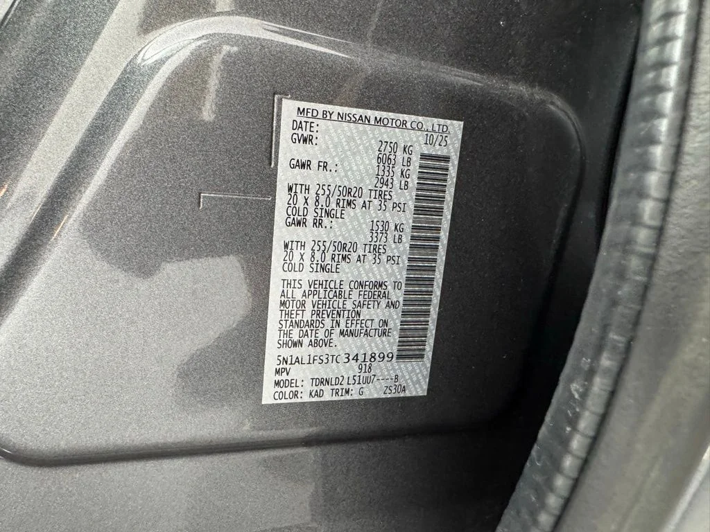 Certified Used 2026 Gray INFINITI LUXE image 35