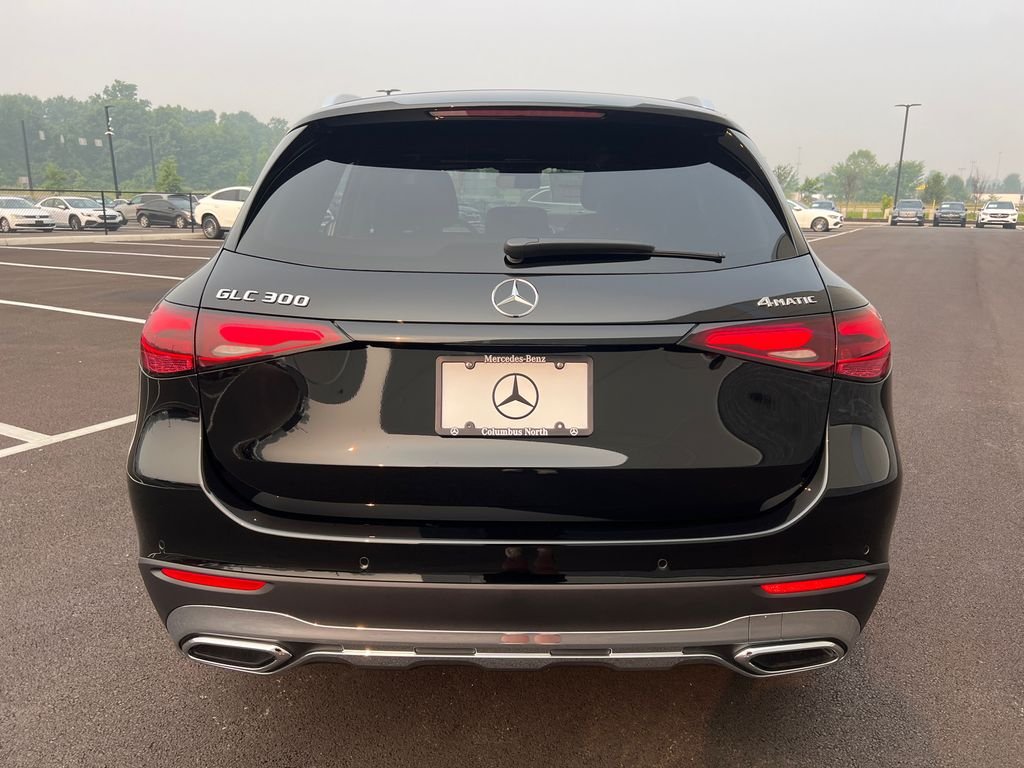 New 2026 Black Mercedes-Benz GLC 300 image 6