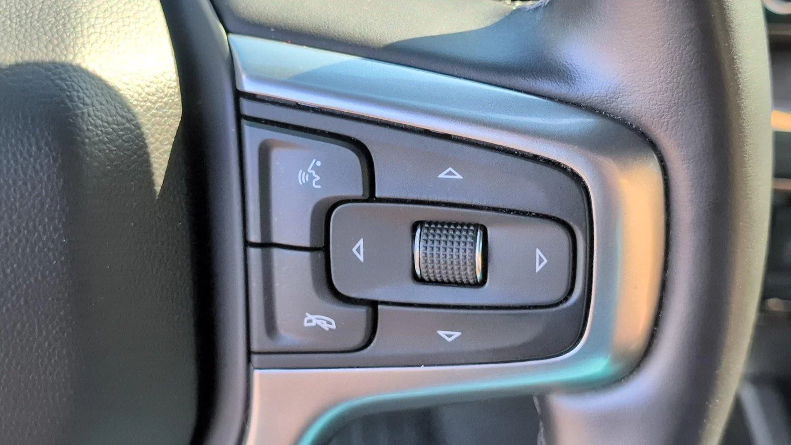 Used 2025 Cypress Gray Chevrolet LTZ image 29
