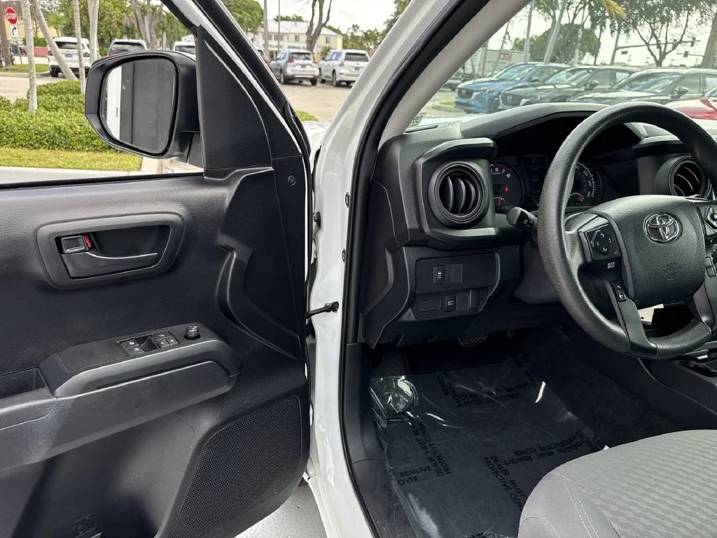 Used 2020 Super White Toyota SR image 16